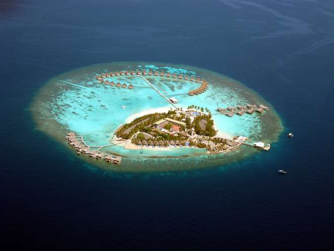  Centara Grand Island Resort & Spa Maldives
